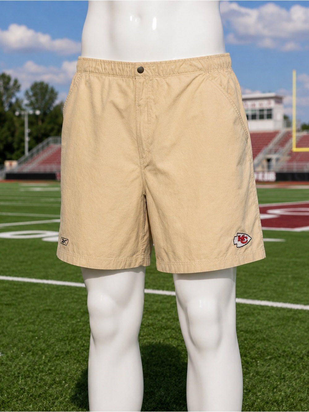 Vintage NFL Kansas City Chiefs Tan Men’s Shorts